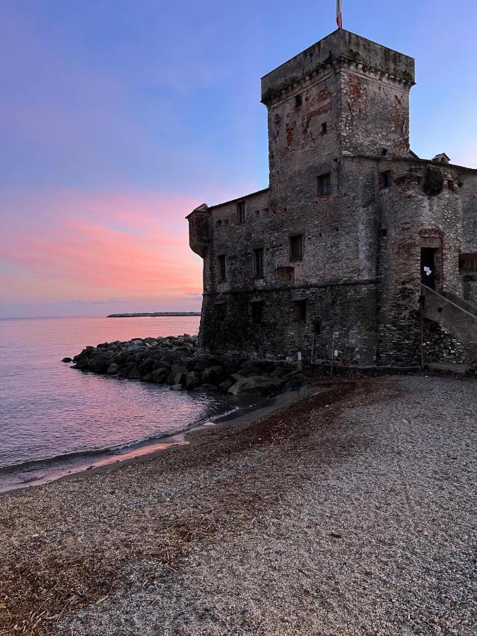 Welcome Riviera -Torre D'Avorio Appartamento 126 Mq Piu'Terrazzo25 Mq - Totalmente Rinnovato- 250 M Dal Centro - Parcheggio A Pagamento 15 Euro Al Giorno Da Prenotare In Anticipo Salvo Dispo -Parking At 15 Euro Per Day To Be Booked In Advance If Avai Ραπάλο Εξωτερικό φωτογραφία